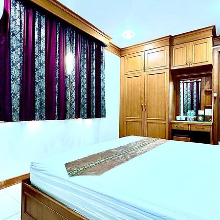 Ez House Hotel Sukhothai Ngoại thất bức ảnh