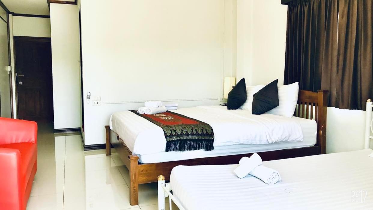 Ez House Hotel Sukhothai Ngoại thất bức ảnh