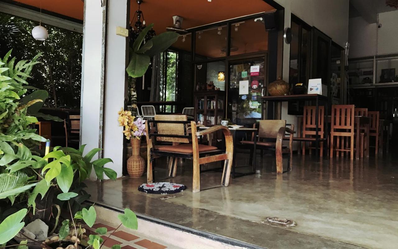 Ez House Hotel Sukhothai Ngoại thất bức ảnh