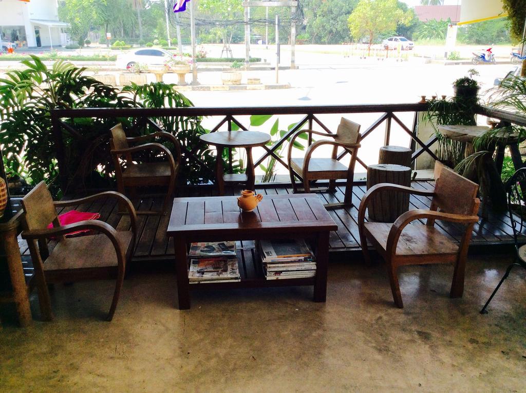 Ez House Hotel Sukhothai Ngoại thất bức ảnh