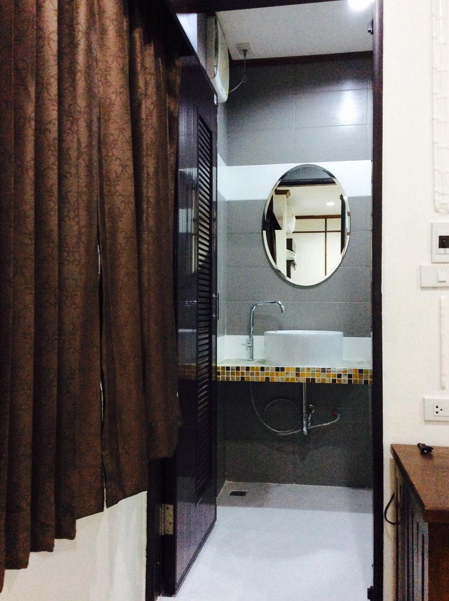 Ez House Hotel Sukhothai Phòng bức ảnh