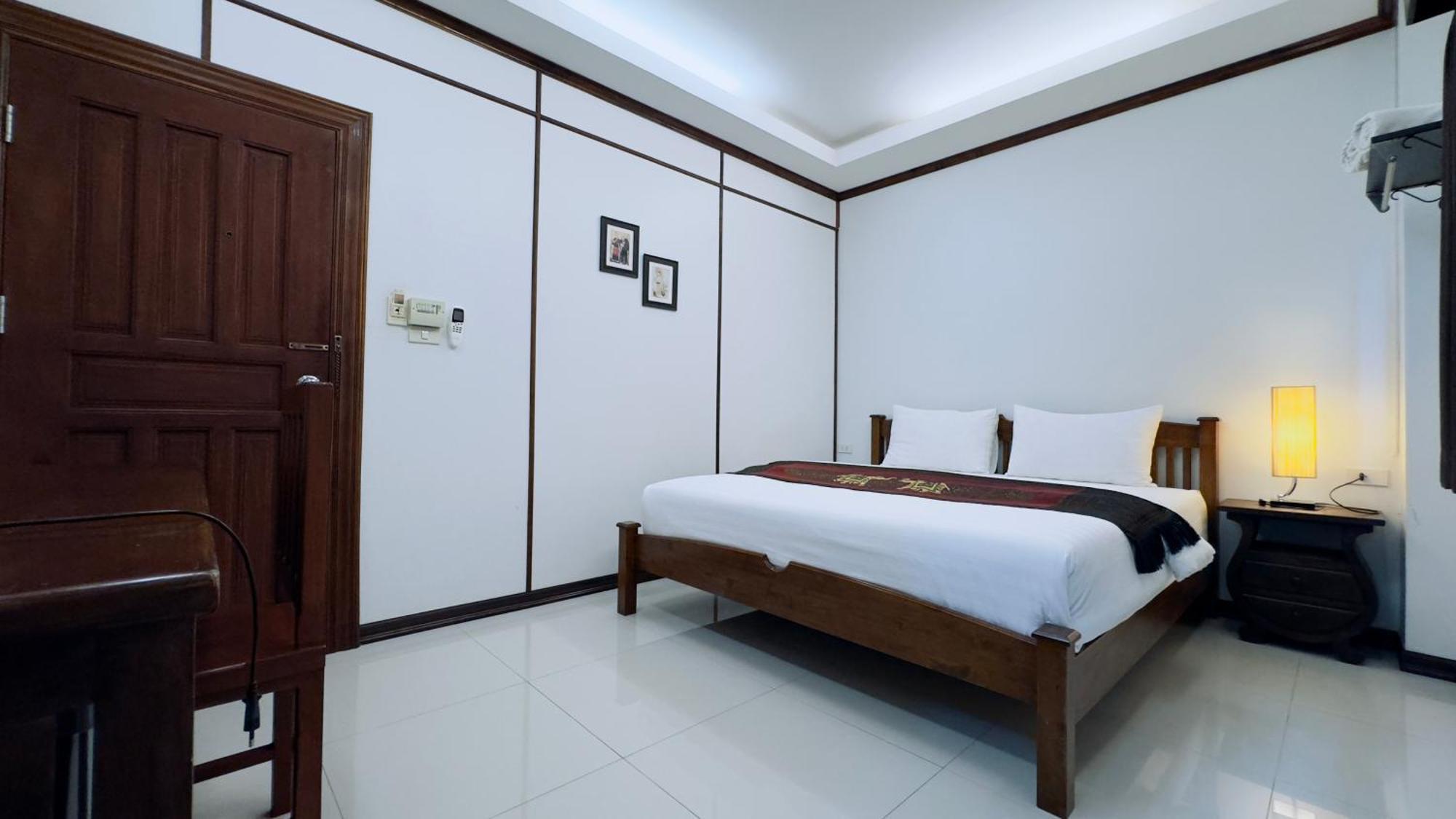 Ez House Hotel Sukhothai Ngoại thất bức ảnh