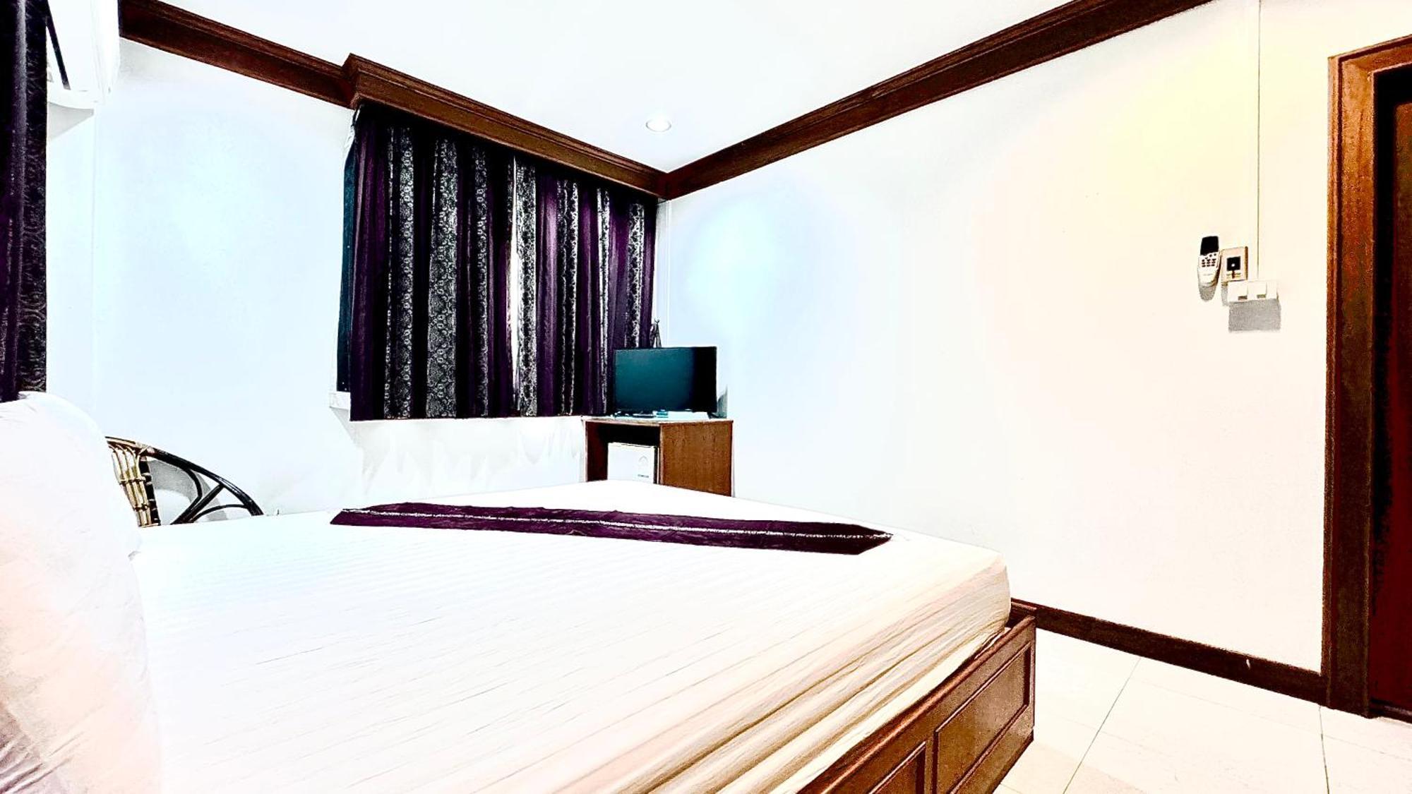 Ez House Hotel Sukhothai Ngoại thất bức ảnh